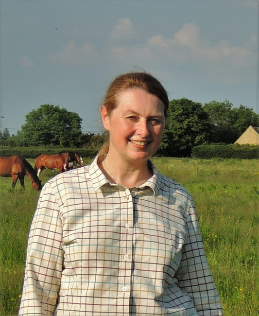 Equine Behaviour Affiliation Accredited Behaviourist and consultant Sharon Smith MSc BHSAPC