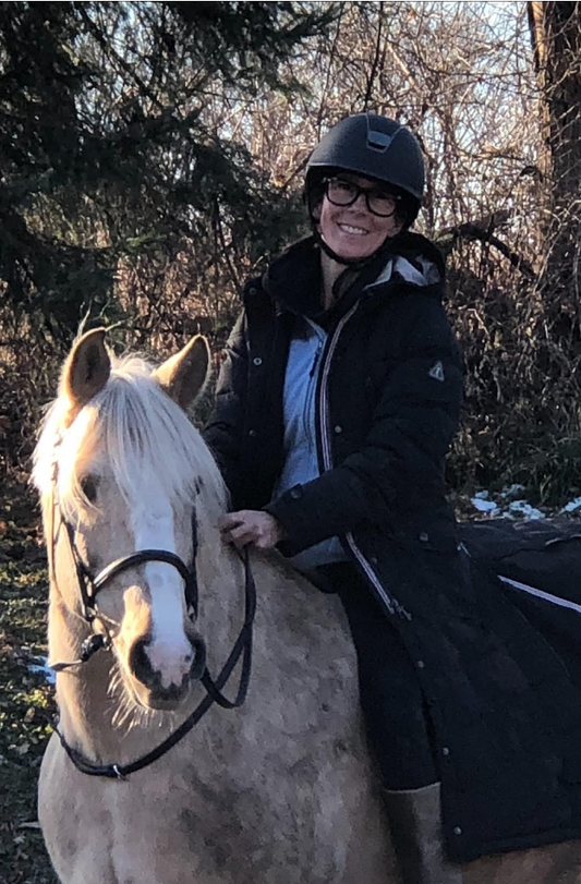 Loyal, a senior pony suffering from COPD